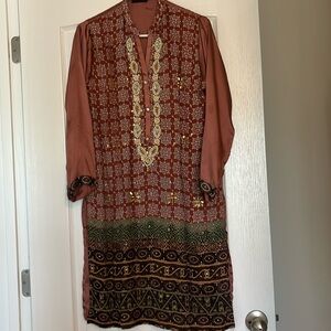 Pakistanni Indian 2 pc kurta with pants
